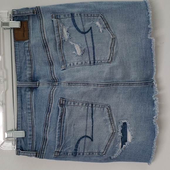 American Eagle high rise distressed denim mini skirt - Picture 7 of 13